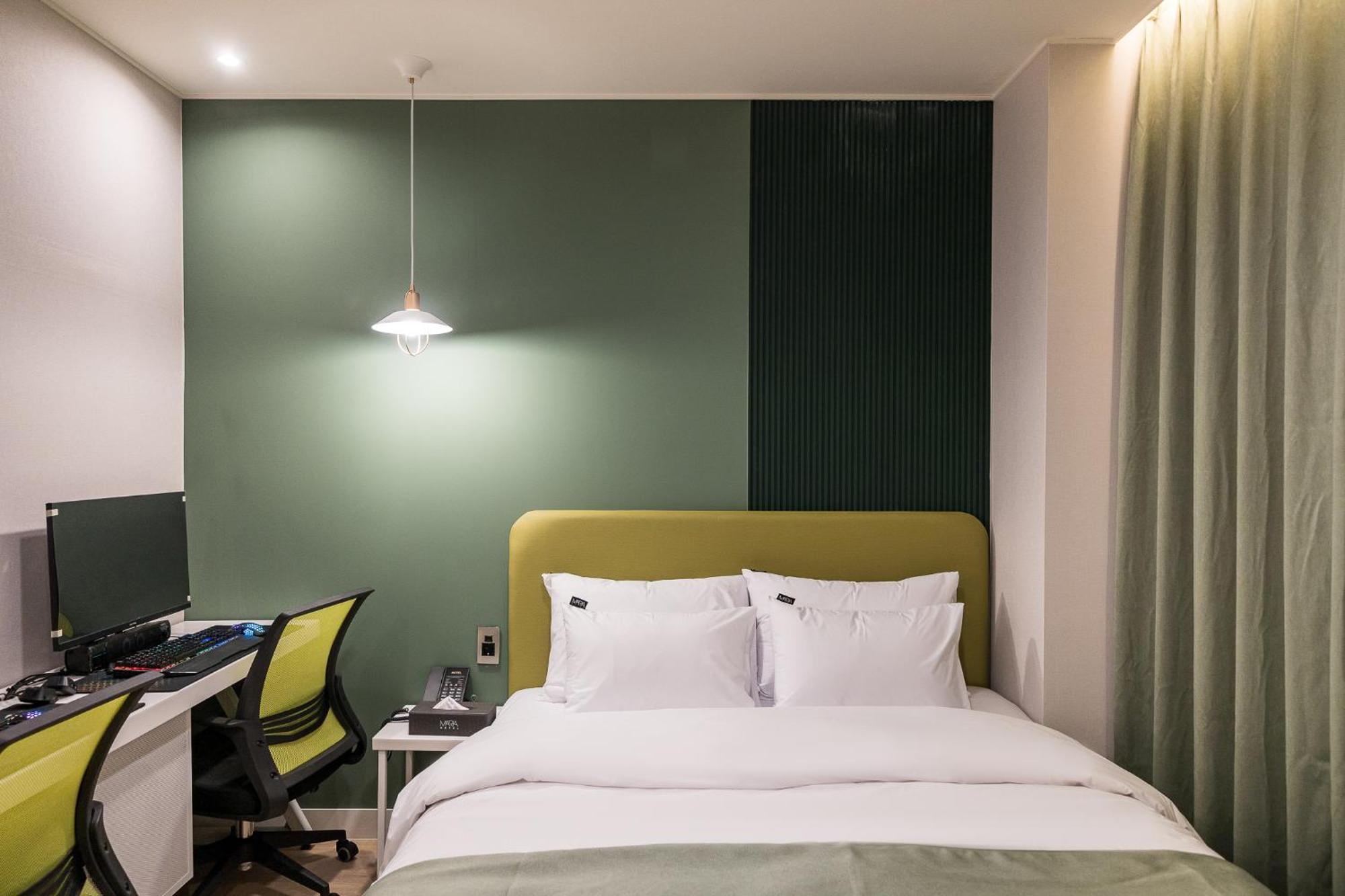 Hotel Maria Пхьонтхек Екстер'єр фото
