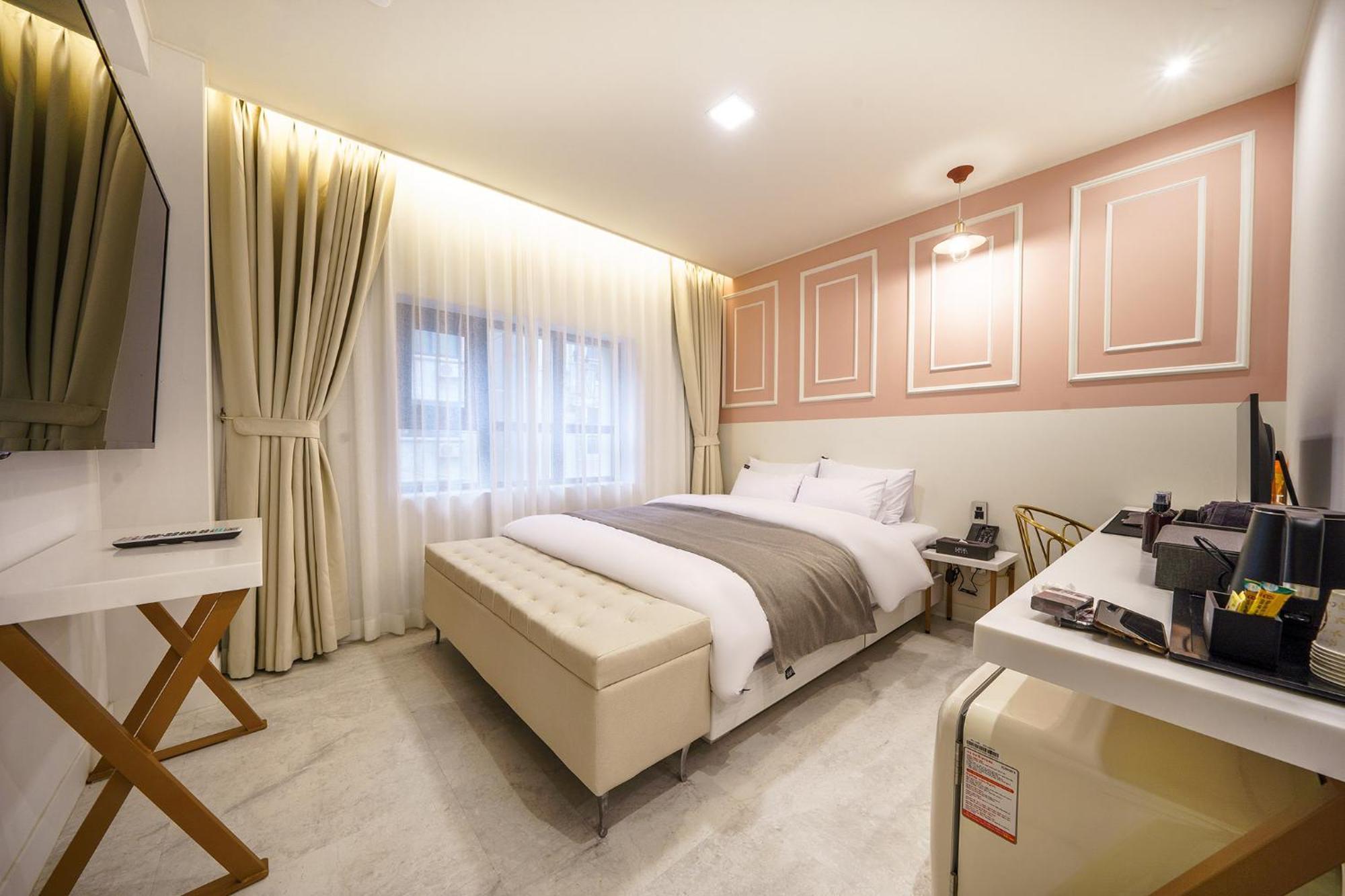 Hotel Maria Пхьонтхек Екстер'єр фото