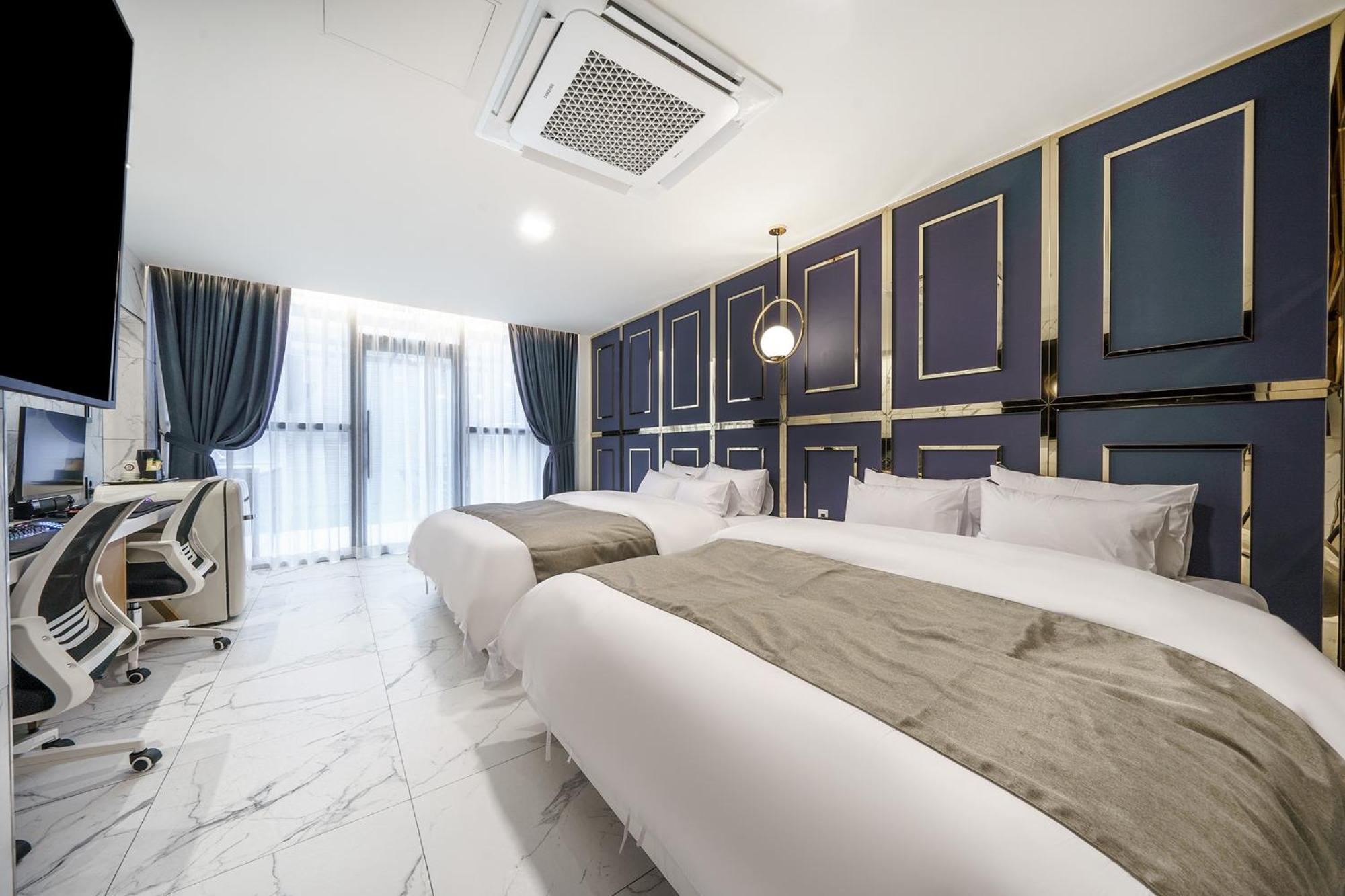 Hotel Maria Пхьонтхек Екстер'єр фото